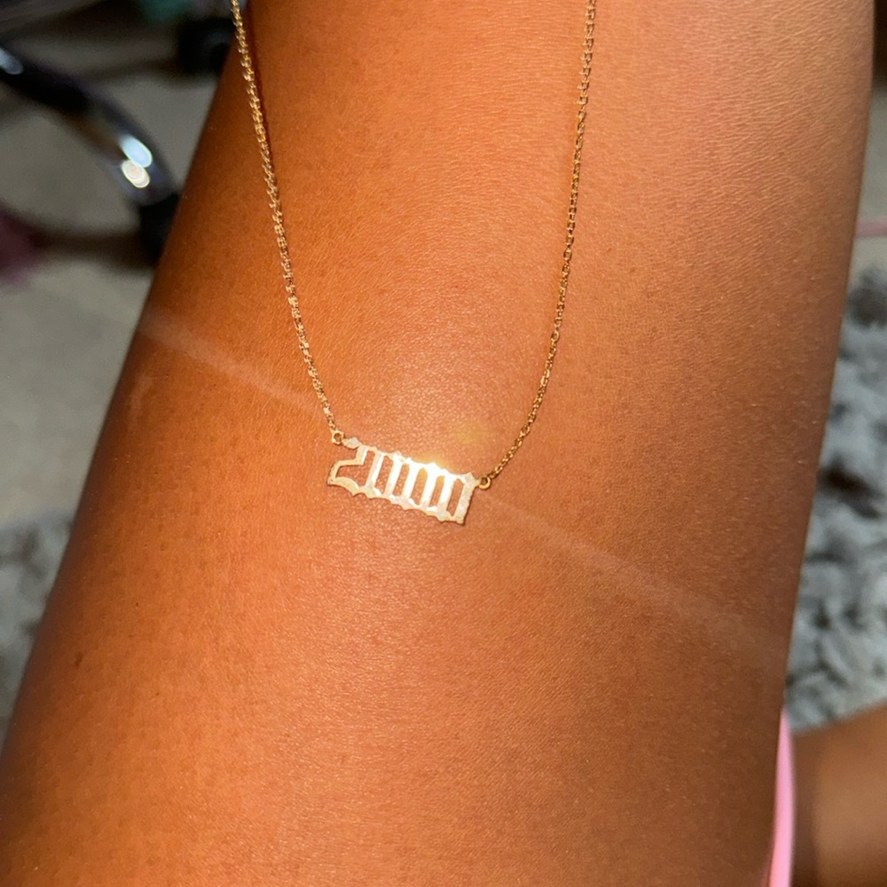 2000 neckalce!